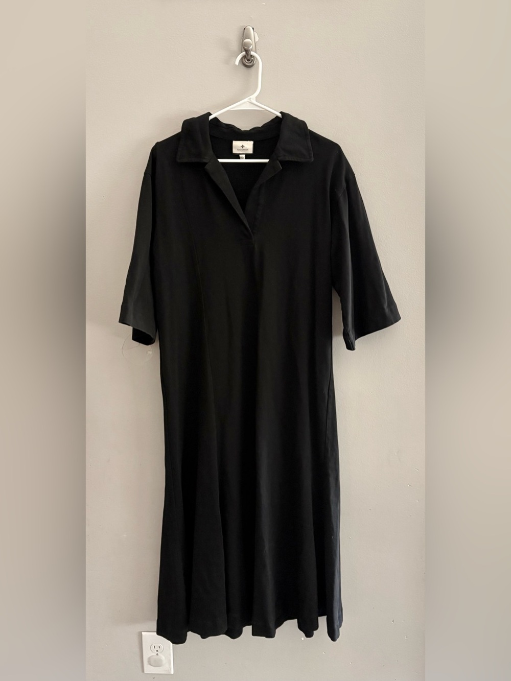 Tuckernuck Black Collared Cotton Midi Dress | Size Large